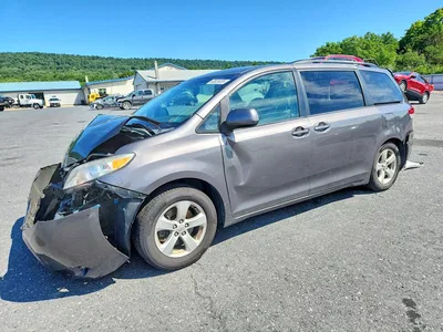 2012 TOYOTA SIENNA LE, фото 1, лот 10539455