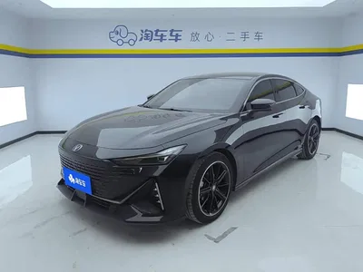 2022 Changan UNI-V 1.5T Premium Model, фото 1, лот 10246207