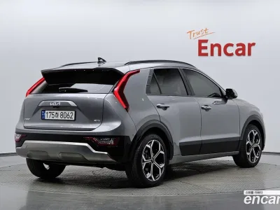 2024 Kia Niro Signature, фото 1, лот 10230317