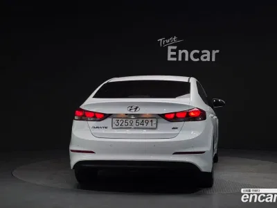 2017 Hyundai AVANTE 1.6 GDI Smart, фото 3, лот 10093421