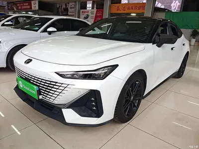 2022 Changan UNI-V 1.5T Excellence, фото 1, лот 10254425