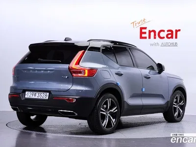 2020 Volvo XC40 T4 R-Design, фото 2, лот 10128986