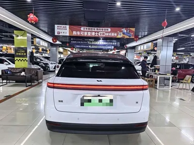 2025 Li Auto i6 4WD Base Model, фото 4, лот 10446224