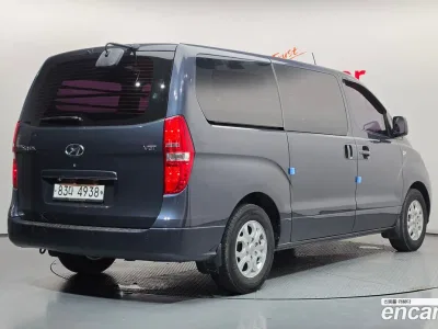 2015 Hyundai Starex 3-Seater VAN, фото 2, лот 10521792