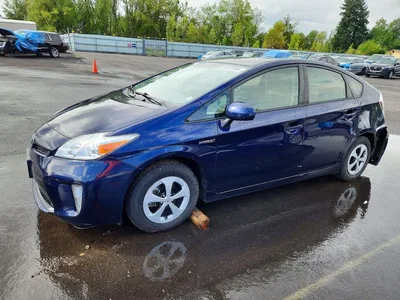 2014 TOYOTA PRIUS THREE, фото 1, лот 10583672