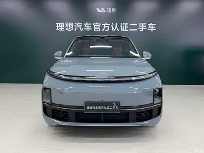 2025 Li Auto Li L8 Ultra Smart Renewal Edition, фото 2, лот 10825245