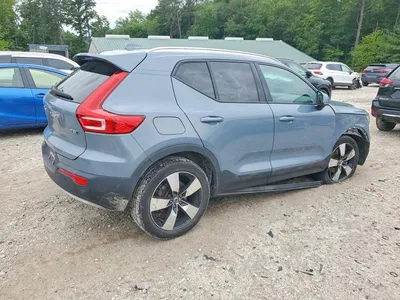 2021 VOLVO XC40 T5 MOMENTUM, фото 3, лот 10876354