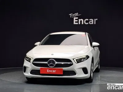 2020 Mercedes-Benz A-Class A220 Sedan, фото 3, лот 10206406