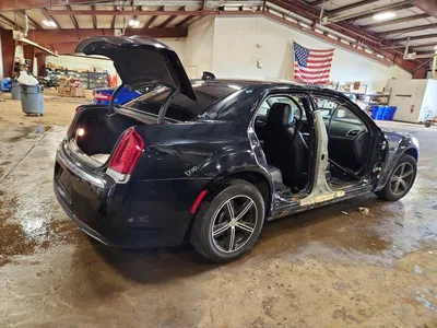 2018 CHRYSLER 300 TOURING, фото 3, лот 10868355