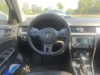 2015 Volkswagen Bora Quality Edition 1.6L Automatic Comfort, фото 3, лот 10471752