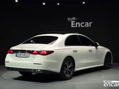 2025 Mercedes-Benz E-Class E200 Avantgarde, фото 1, лот 10053267