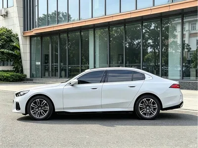 2025 BMW 5 Series 525Li M Sport Package, фото 4, лот 10444069