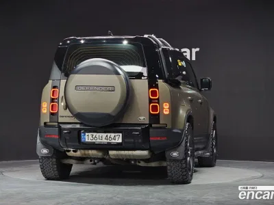 2022 Land Rover Defender 110 D300 HSE, фото 4, лот 10142557