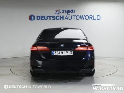 2024 BMW 5-Series 520i M Sport, фото 4, лот 10073252