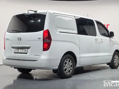 2016 Hyundai Starex 5-Seater VAN, фото 2, лот 10690451