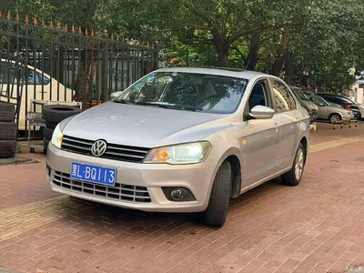 2013 Volkswagen Jetta 1.4L Manual Comfort, фото 2, лот 10403112