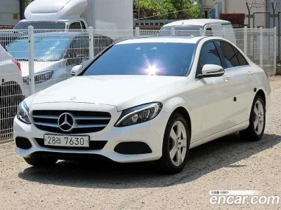 2017 Mercedes-Benz C-Class C200, фото 1, лот 10161609