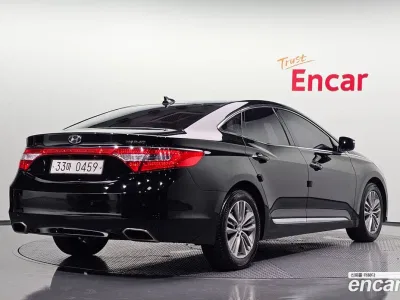 2017 Hyundai Grandeur HG240 Modern Collection, фото 1, лот 10214195