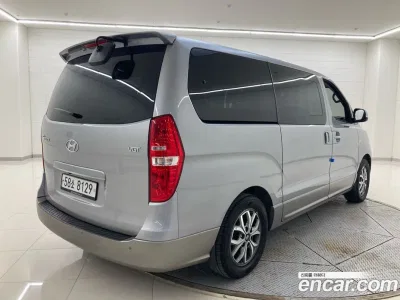 2019 Hyundai Starex Urban 9-Seater, фото 2, лот 10160856