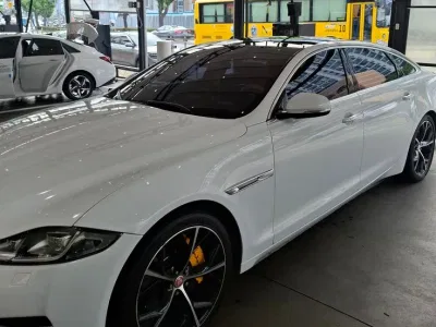 2012 Jaguar XJ 3.0D Premium Luxury LWB, фото 1, лот 10117985