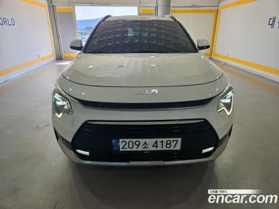 2024 Kia Niro Signature, фото 1, лот 10077115