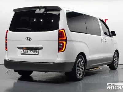 2019 Hyundai Starex Urban 9-Seater, фото 2, лот 10161267