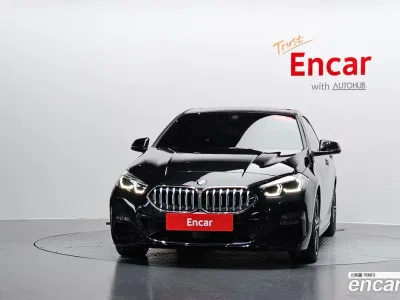 2023 BMW 2-Series 220i M Sports, фото 2, лот 10036790