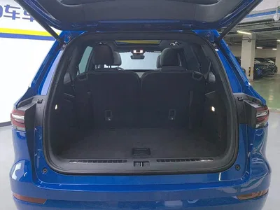 2020 Li Auto Li ONE Extended Range 6-seater, фото 4, лот 10825618