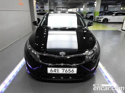 2013 Kia K5 2.0 Deluxe, фото 1, лот 10228146