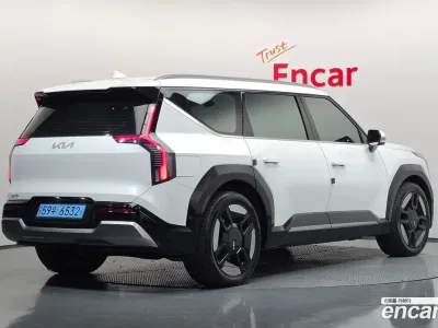 2024 Kia EV9 Long Range 4WD, фото 2, лот 10399217