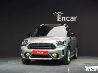 2023 Mini Countryman Classic Plus Launch Pack, фото 2, лот 10105523