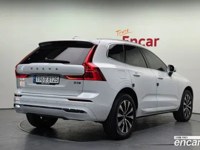 2024 Volvo XC60 B5 Ultimate Bright, фото 2, лот 10114667