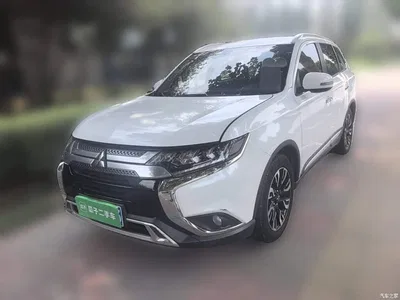 2020 Mitsubishi Outlander 2.4L 4WD Luxury 5-seater, фото 1, лот 10340625