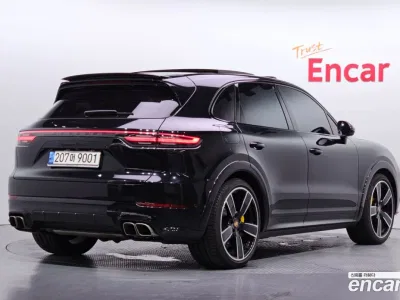 2022 Porsche Cayenne 4.0 Turbo, фото 2, лот 10224120