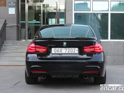 2017 BMW 3-Series 330i M Sport, фото 4, лот 10107273