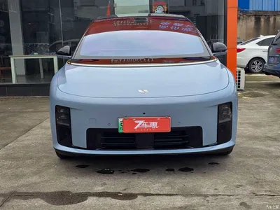 2025 Li Auto Li i8 Standard Edition, фото 2, лот 11545188