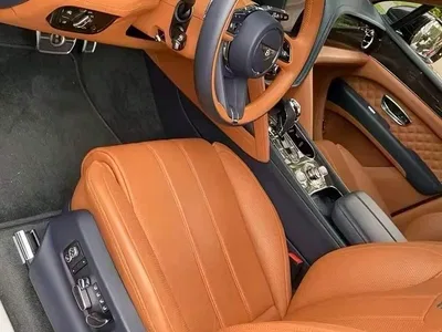 2021 Bentley Bentayga, фото 3, лот 10243179