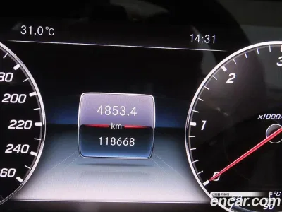 2018 Mercedes-Benz E-Class E220d Cabriolet, фото 4, лот 10072355