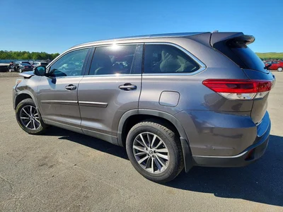 2019 TOYOTA HIGHLANDER XLE, фото 2, лот 11559322