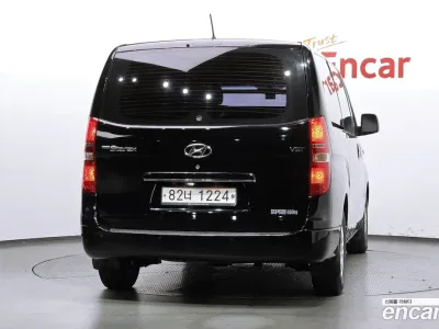 2017 Hyundai Starex 3-Seater VAN, фото 4, лот 10402993