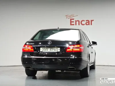 2013 Mercedes-Benz E-Class E220 CDI Avantgarde, фото 4, лот 10225192