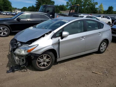 2011 TOYOTA PRIUS THREE, фото 1, лот 10553563