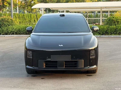 2025 Li Auto i6 4WD Base Model, фото 3, лот 11224139