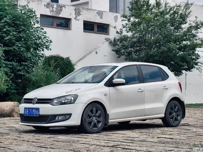 2011 Volkswagen Polo 1.6L Automatic Cool Edition, фото 2, лот 10464731