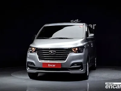 2021 Hyundai Starex Van 5-Seater, фото 3, лот 10177436