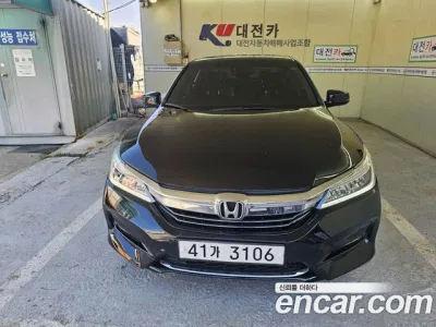 2017 Honda Accord 2.0 Hybrid, фото 1, лот 10033941