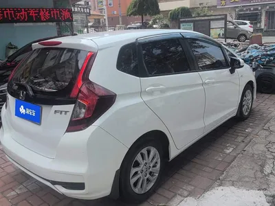 2018 Honda Fit 1.5L CVT Comfort Sunroof Edition, фото 2, лот 10392628