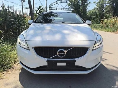 2017 Volvo V40 T3 Inscription, фото 3, лот 10366258