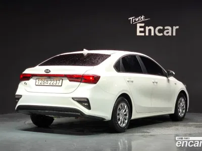 2021 Kia K3 Standard, фото 2, лот 10227568