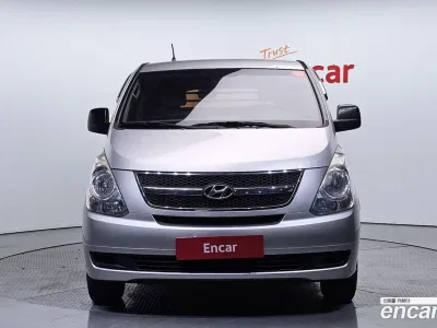 2010 Hyundai Starex 3-Seater VAN, фото 2, лот 10191881